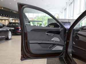 2022S8L 4.0TFSI quattro ذ {λ܇T(mn)