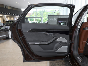 2022S8L 4.0TFSI quattro ذ ܇T(mn)