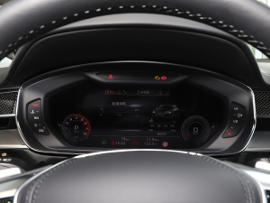 2022S8L 4.0TFSI quattro ذ п؅^