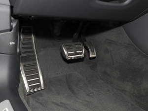 2022S8L 4.0TFSI quattro ذ п؅^