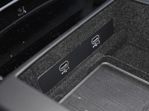 2022S8L 4.0TFSI quattro ذ п؅^