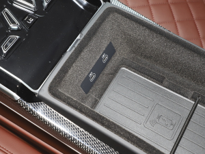 2022S8L 4.0TFSI quattro ذ п؅^