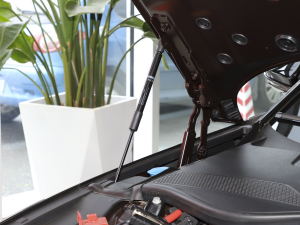 2022S8L 4.0TFSI quattro ذ 