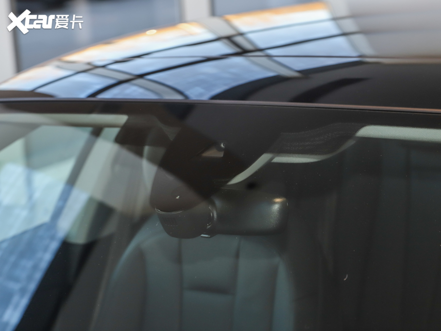 2022WA5 Sportback 40 TFSI r