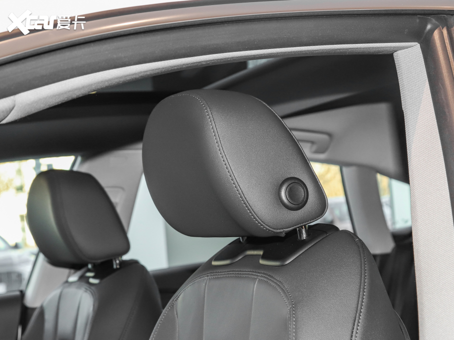 2022WA5 Sportback 40 TFSI r