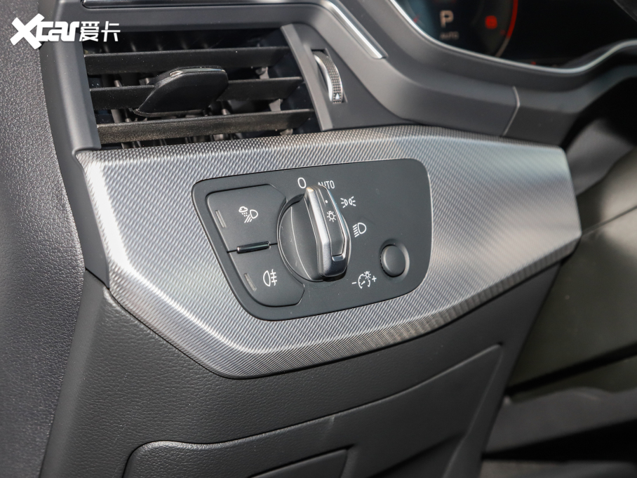 2022WA5 Sportback 40 TFSI r