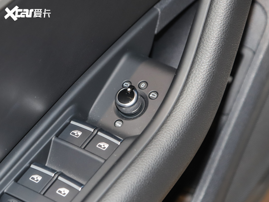 2022?yun)WA5 Sportback 40 TFSI r(sh)