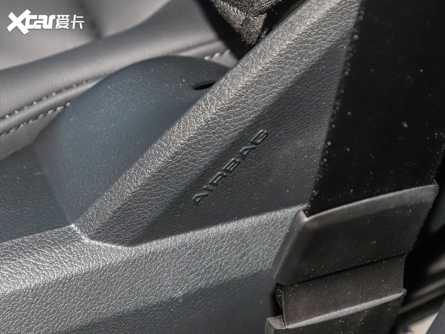 2022WA5 Sportback 40 TFSI r