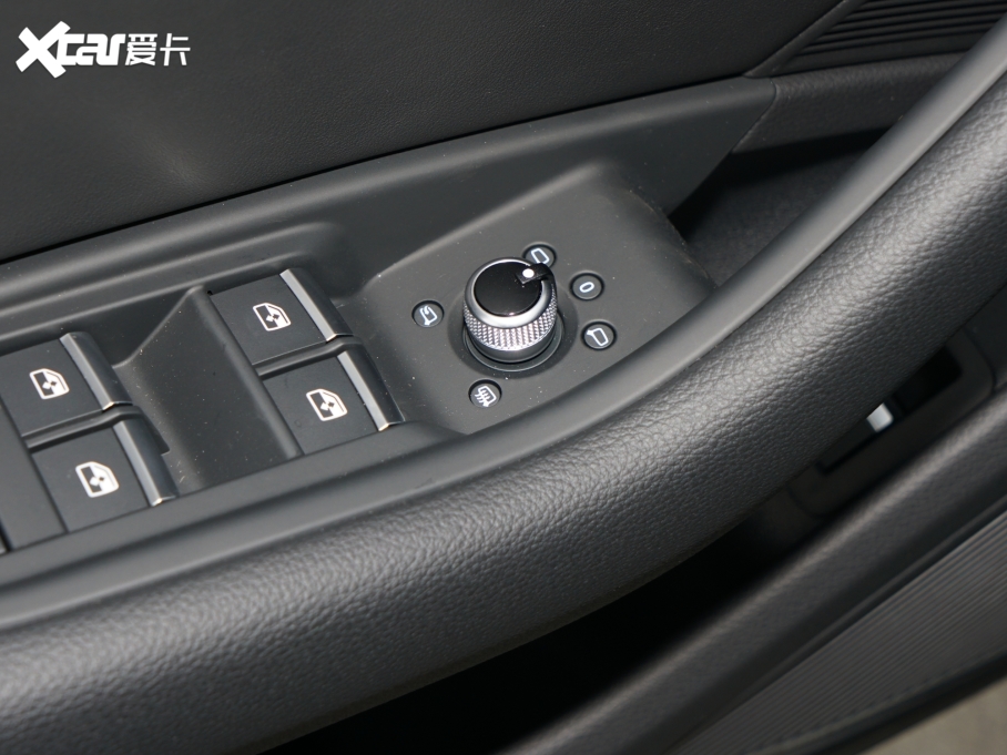 2022WA5 Sportback 45 TFSI quattro xӸ