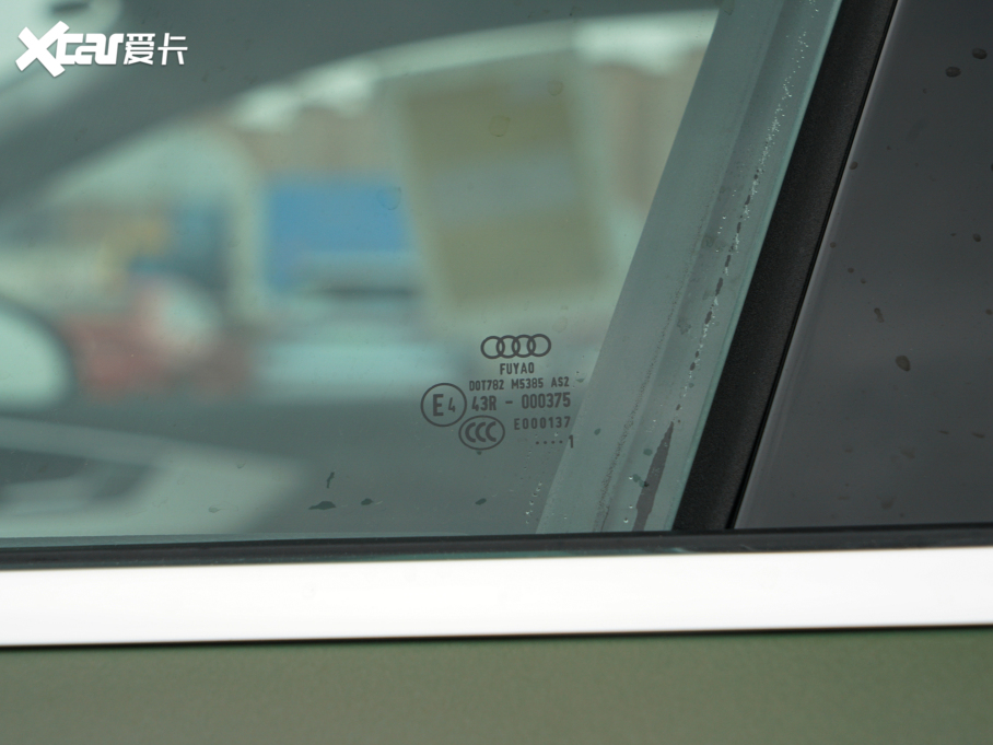 2022WA5 Sportback 40 TFSI quattro AӸ