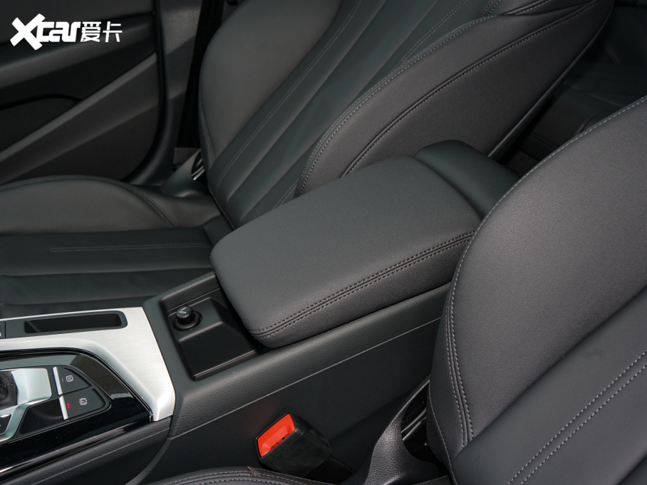 2022WA5 Sportback 40 TFSI quattro AӸ