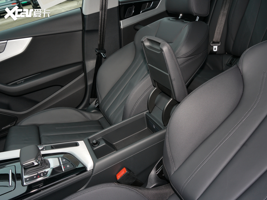 2022?yun)WA5 Sportback 40 TFSI quattro A(dng)