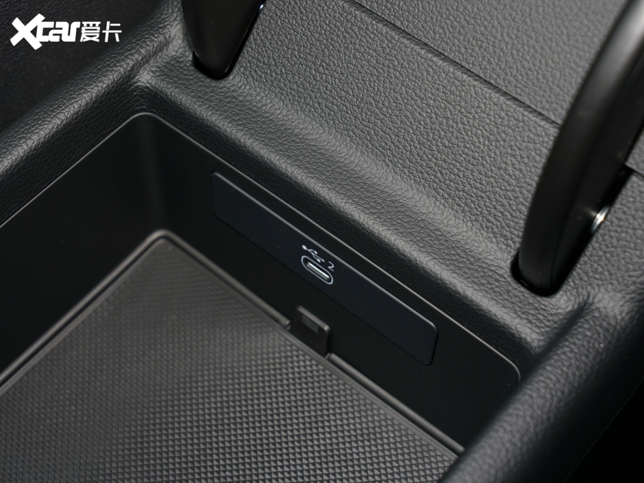 2022WA5 Sportback 40 TFSI quattro AӸ