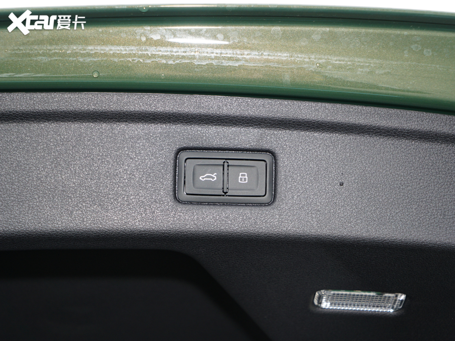 2022WA5 Sportback 40 TFSI quattro AӸ