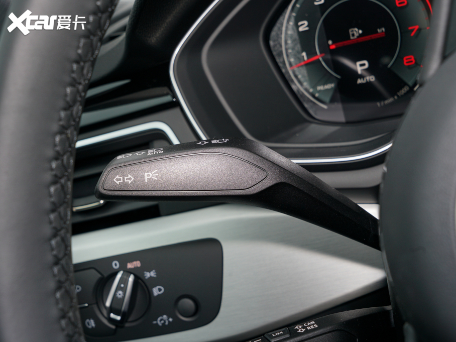 2022?yun)WA5 Sportback 40 TFSI quattro A(dng)