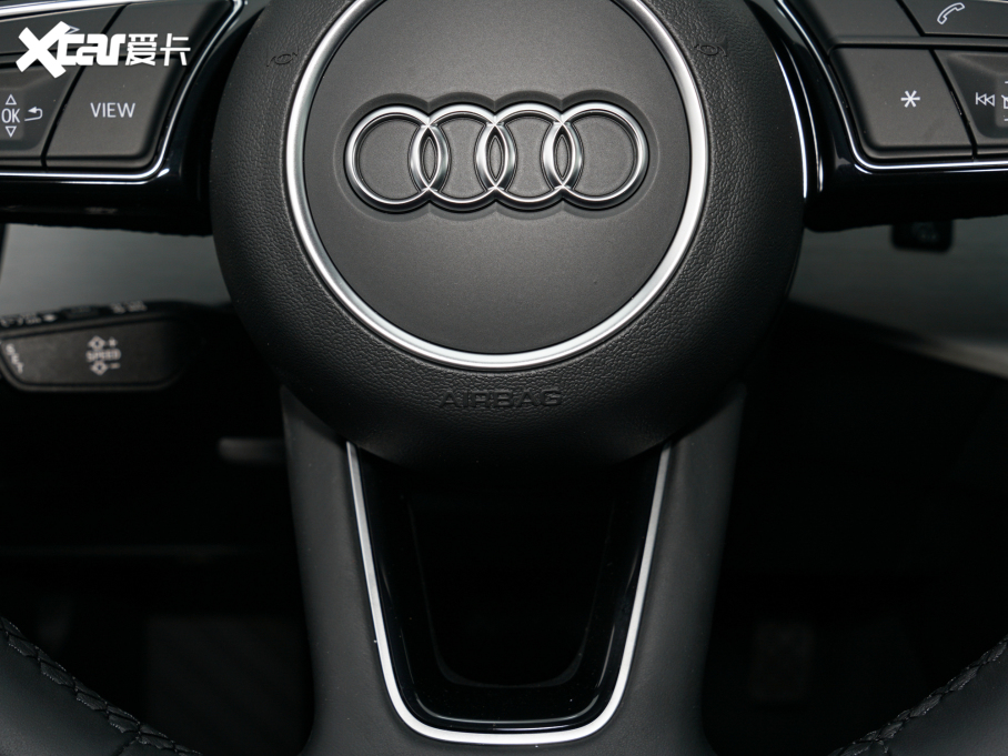 2022WA5 Sportback 40 TFSI quattro AӸ