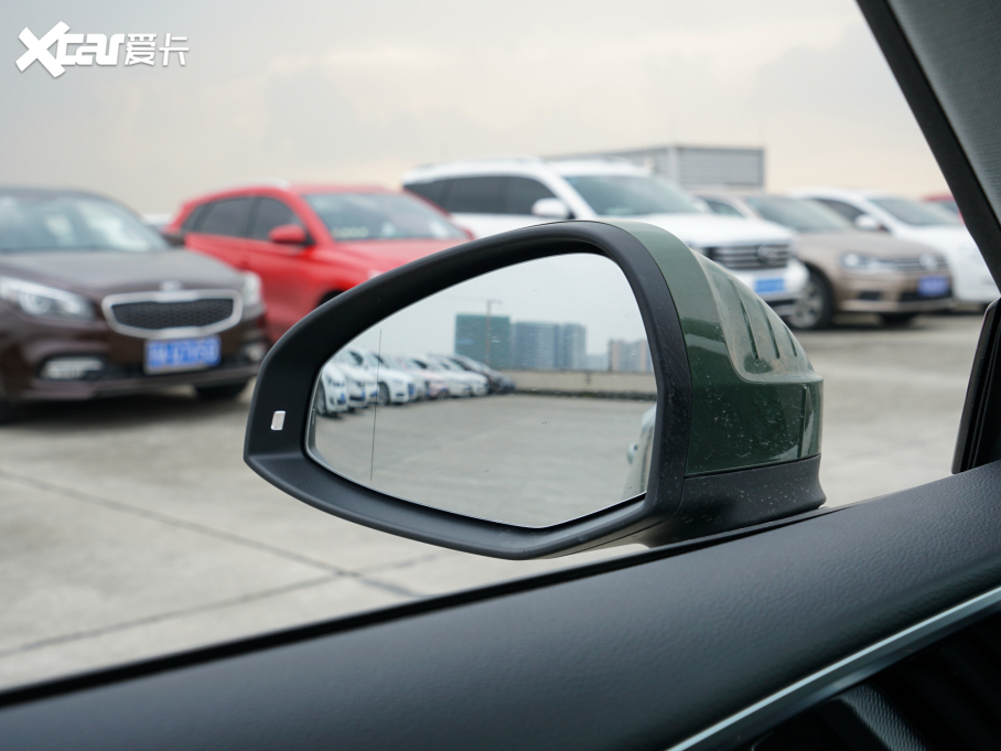 2022?yun)WA5 Sportback 40 TFSI r(sh)Є(dng)