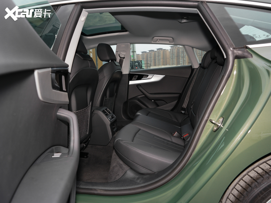 2022WA5 Sportback 40 TFSI rЄӸ