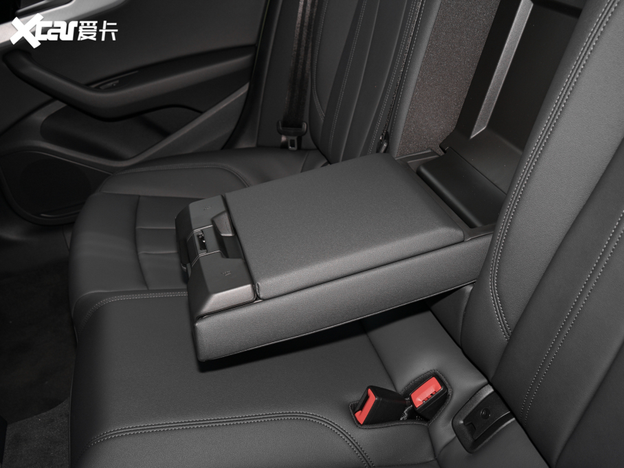 2022WA5 Sportback 40 TFSI rЄӸ