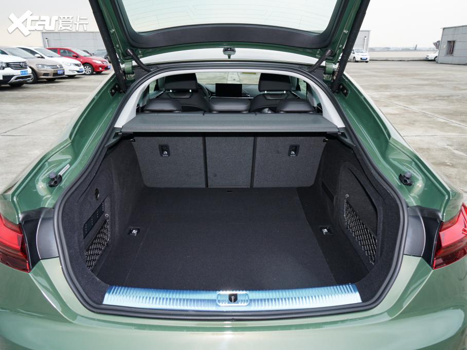 2022WA5 Sportback 40 TFSI rЄӸ