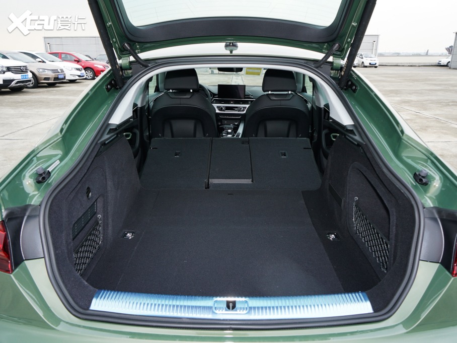 2022WA5 Sportback 40 TFSI rЄӸ