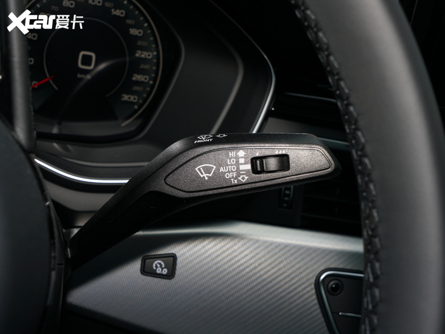 2022WA5 Sportback 40 TFSI rЄӸ