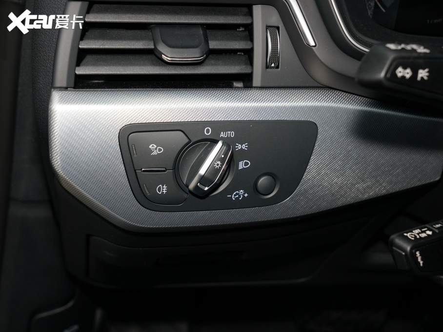 2022WA5 Sportback 40 TFSI rЄӸ