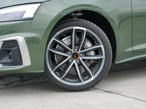 2022款Sportback 45 TFSI quattro 臻选动感型 轮圈