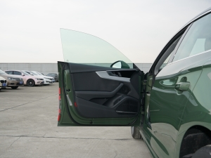 2022Sportback 45 TFSI quattro xӸ {λ܇T