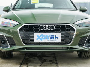 2022款Sportback 40 TFSI 时尚动感型 中网