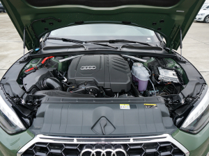 2022款Sportback 40 TFSI 时尚动感型 发动机