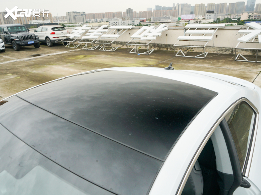 2022WA5 Coupe Coupe 40 TFSI rЄӸ