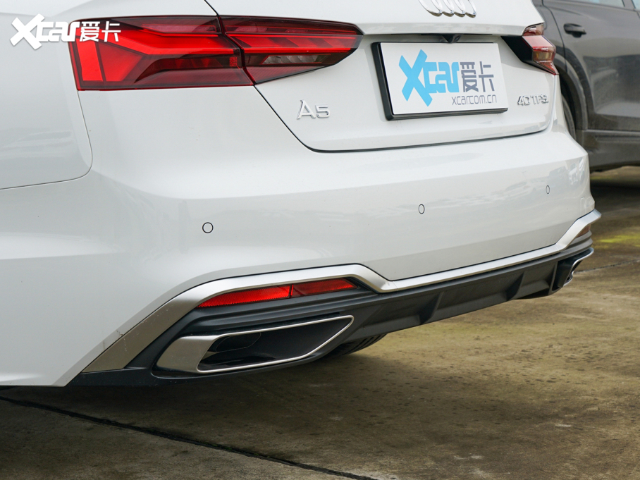 2022WA5 Coupe Coupe 40 TFSI rЄӸ