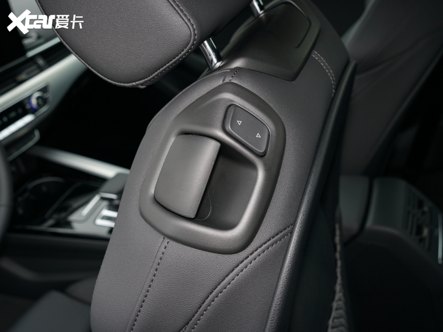 2022WA5 Coupe Coupe 40 TFSI rЄӸ