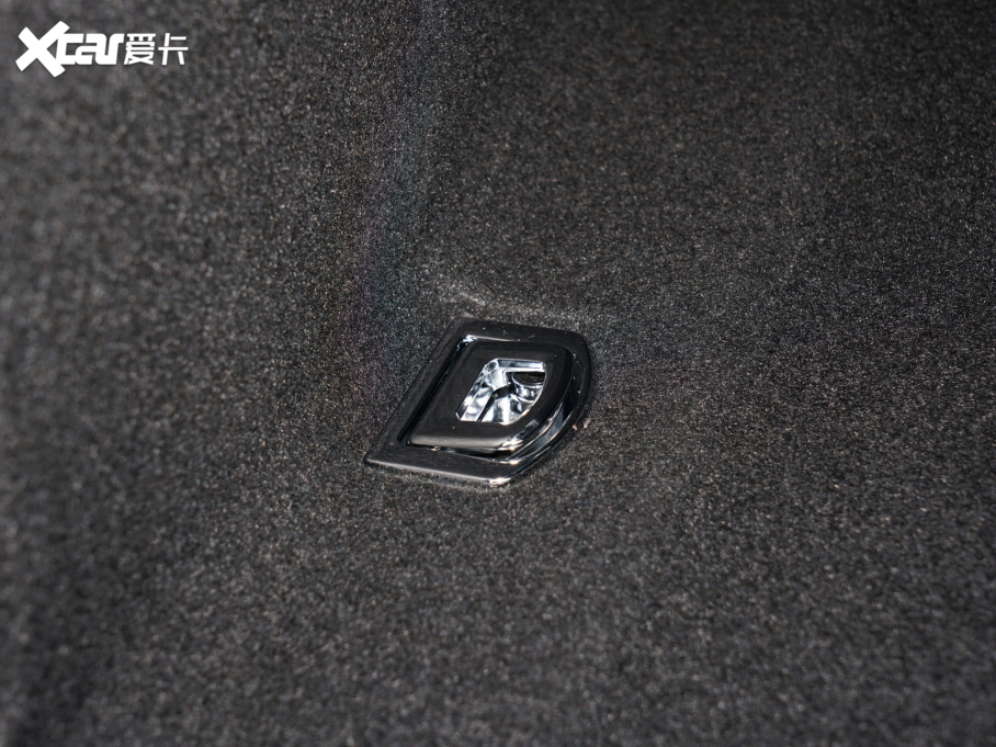 2022WA5 Coupe Coupe 40 TFSI rЄӸ