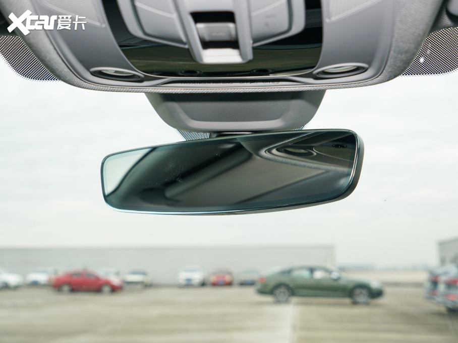 2022WA5 Coupe Coupe 40 TFSI rЄӸ