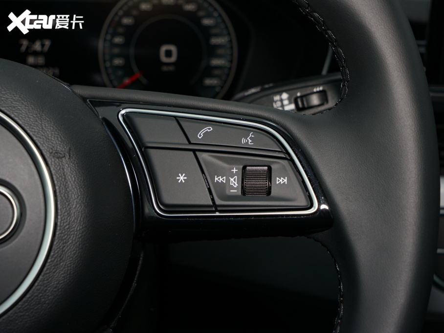 2022?yun)WA5 Coupe Coupe 40 TFSI r(sh)Є(dng)