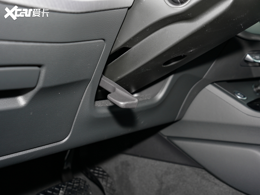 2022WA5 Coupe Coupe 40 TFSI rЄӸ