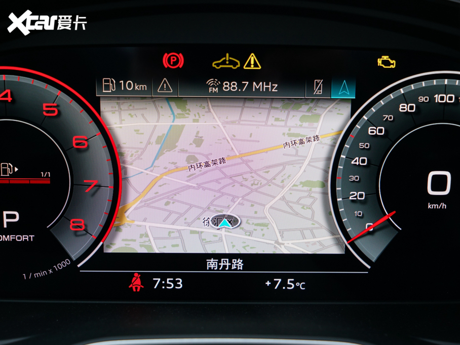 2022WA5 Coupe Coupe 40 TFSI rЄӸ