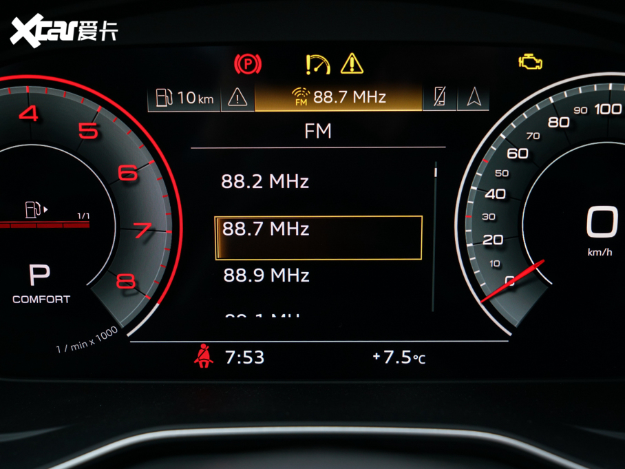 2022WA5 Coupe Coupe 40 TFSI rЄӸ