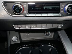 2022Coupe 40 TFSI rЄӸ п؅^