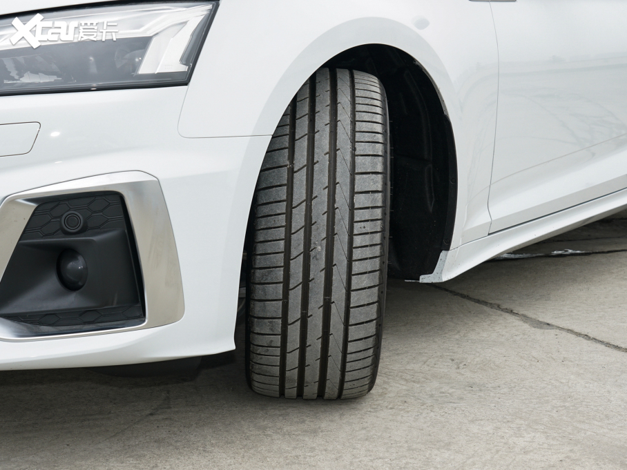 2022��W��A5 Cabriolet Cabriolet 40 TFSI �r�ЄӸ���