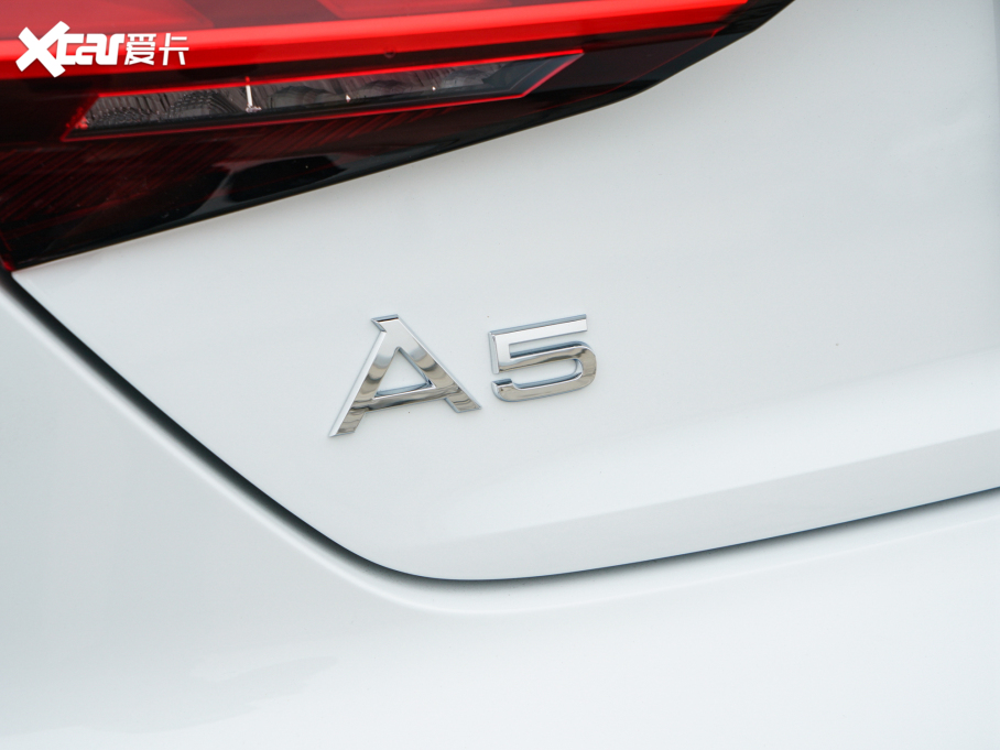 2022��W��A5 Cabriolet Cabriolet 40 TFSI �r�ЄӸ���