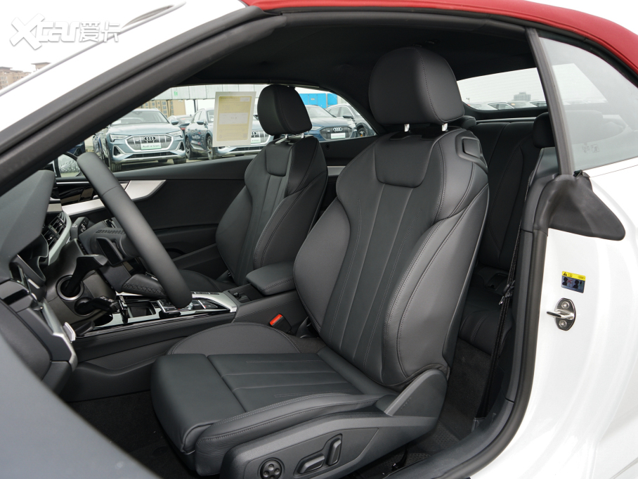 2022��W��A5 Cabriolet Cabriolet 40 TFSI �r�ЄӸ���