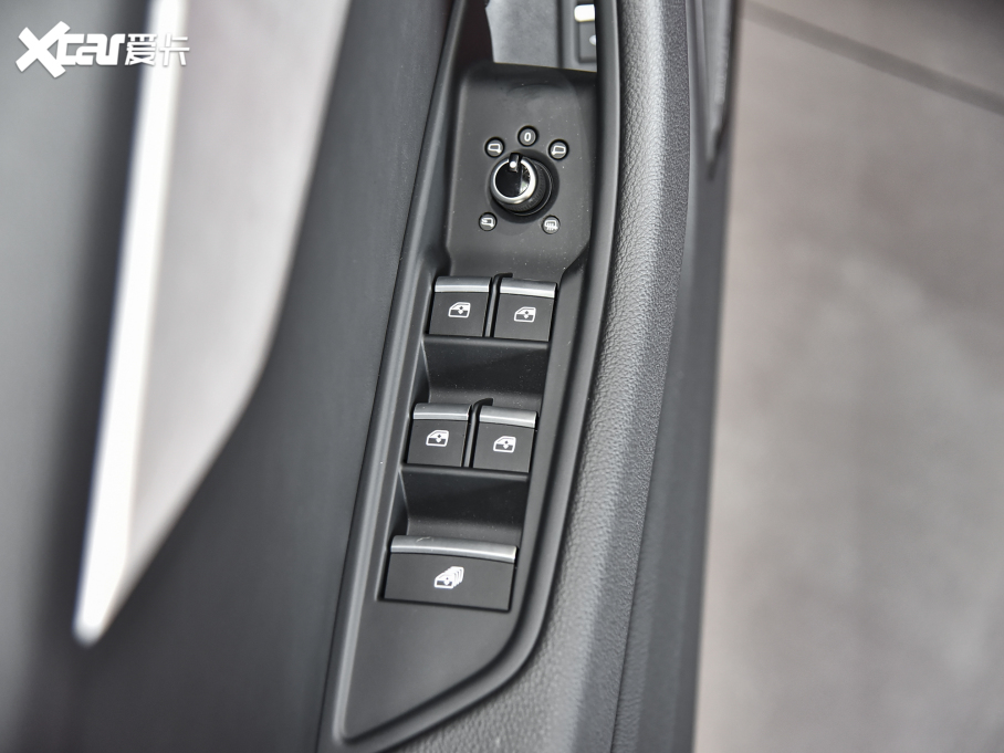 2022��W��A5 Cabriolet Cabriolet 45 TFSI quattro ���x�Ӹ���