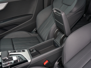 2022��Cabriolet 40 TFSI �r�ЄӸ��� ���g����