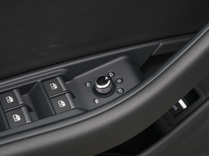 2022��Cabriolet 40 TFSI �r�ЄӸ��� �п؅^