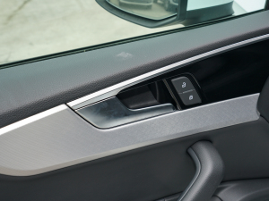 2022��Cabriolet 40 TFSI �r�ЄӸ��� �п؅^