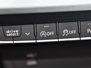 2022��Cabriolet 45 TFSI quattro ���x�Ӹ��� �п؅^(q��)