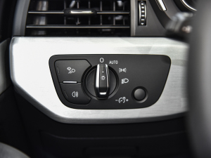 2022��Cabriolet 45 TFSI quattro ���x�Ӹ��� �п؅^(q��)